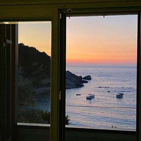 Caltabania Suites Ayios Nikitas Luaran gambar