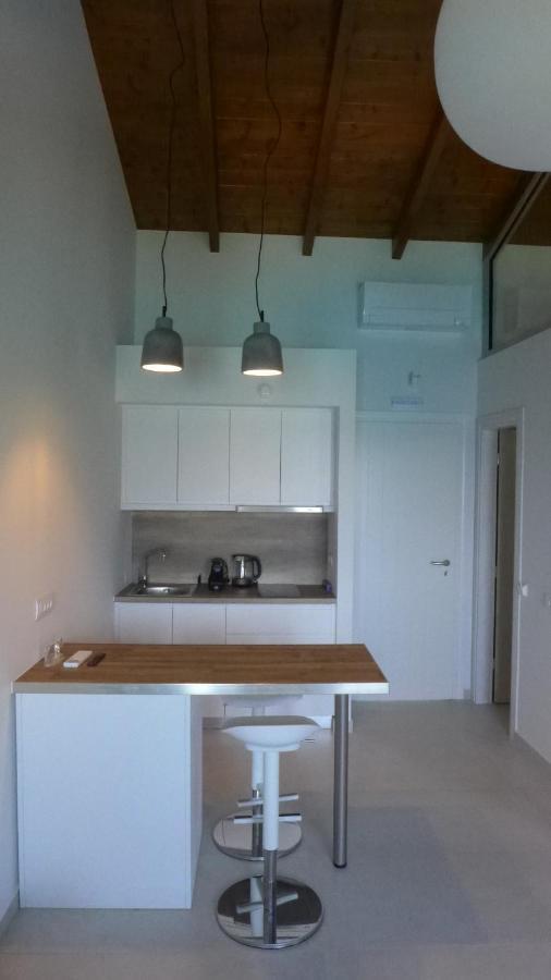 Caltabania Suites Ayios Nikitas Luaran gambar