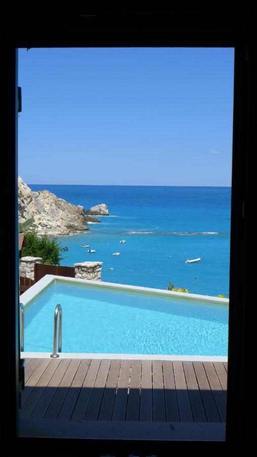Caltabania Suites Ayios Nikitas Luaran gambar